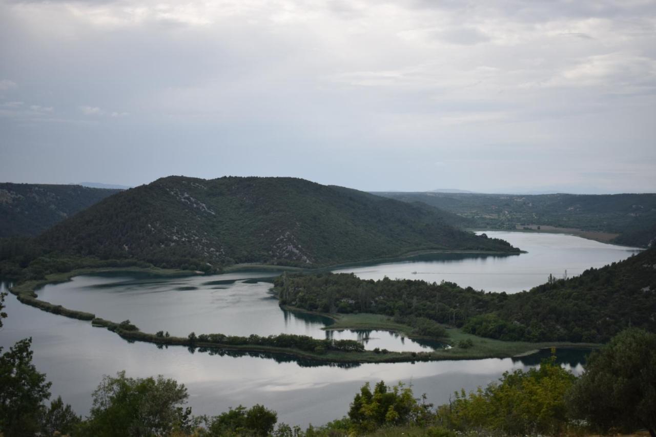 Matanovi Dvori-Krka National Park Hotel Lozovac Buitenkant foto