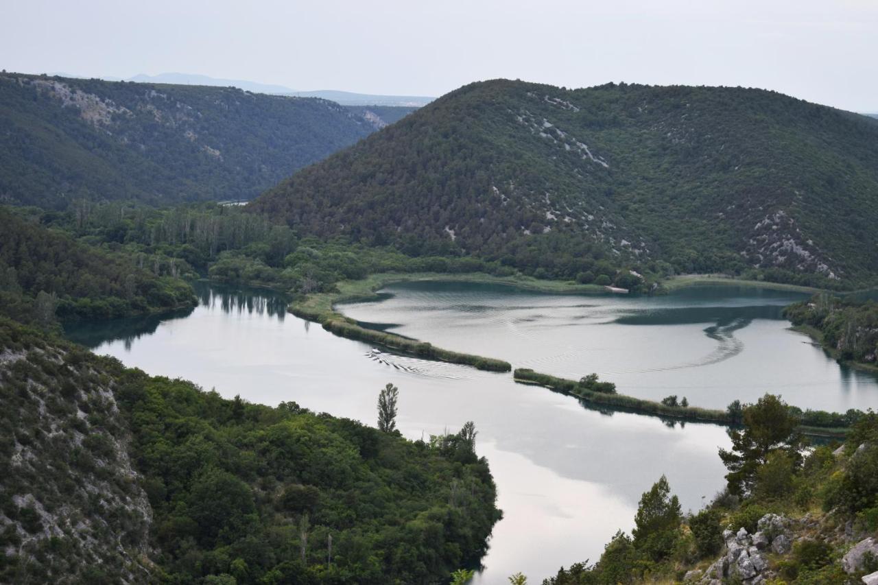 Matanovi Dvori-Krka National Park Hotel Lozovac Buitenkant foto